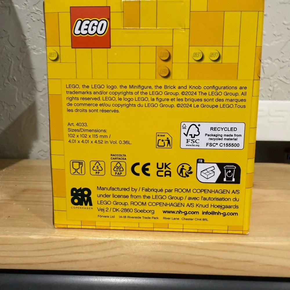 LEGO Snowman Storage Head Mini - White and Black